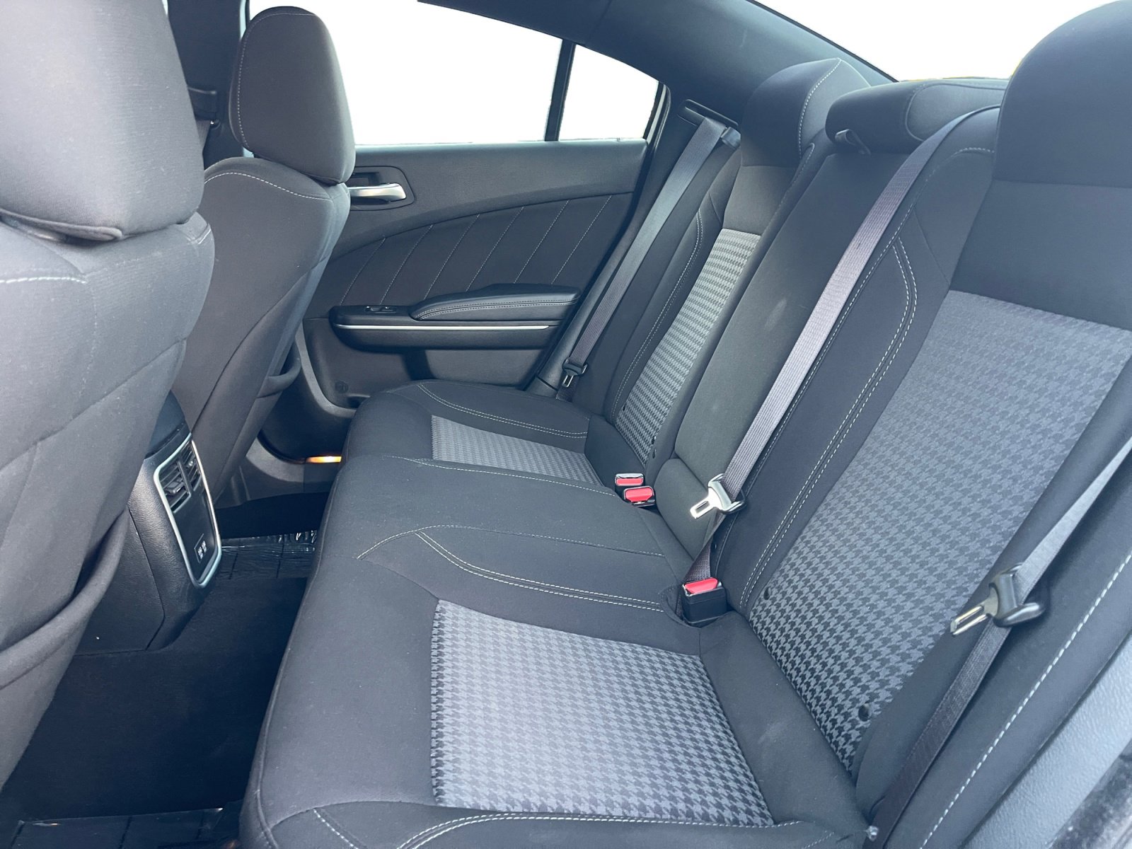 Used 2023 Dodge Charger SXT image 13