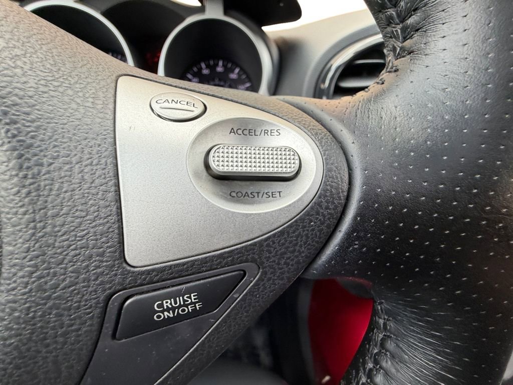 Used 2013 Nissan Juke SL image 24