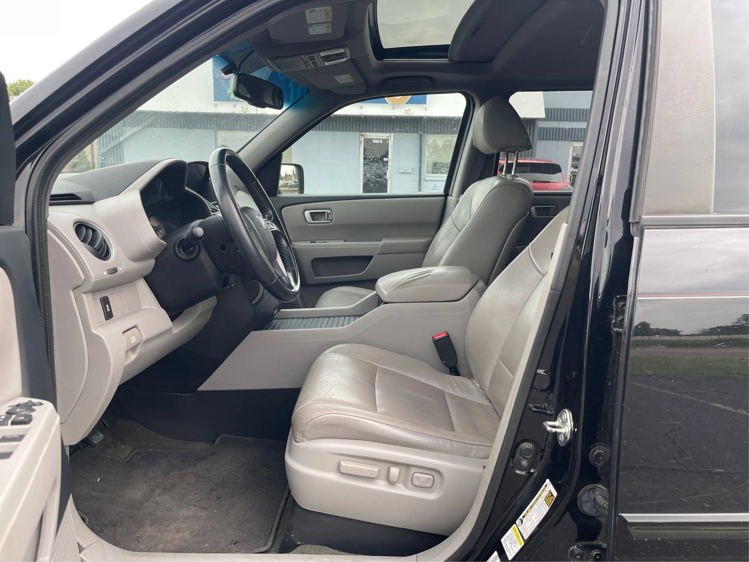 Used 2015 Honda Pilot EX-L image 9
