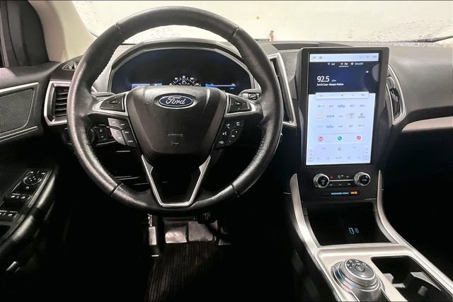 Used 2024 Ford Edge SEL w/ Convenience Package image 8