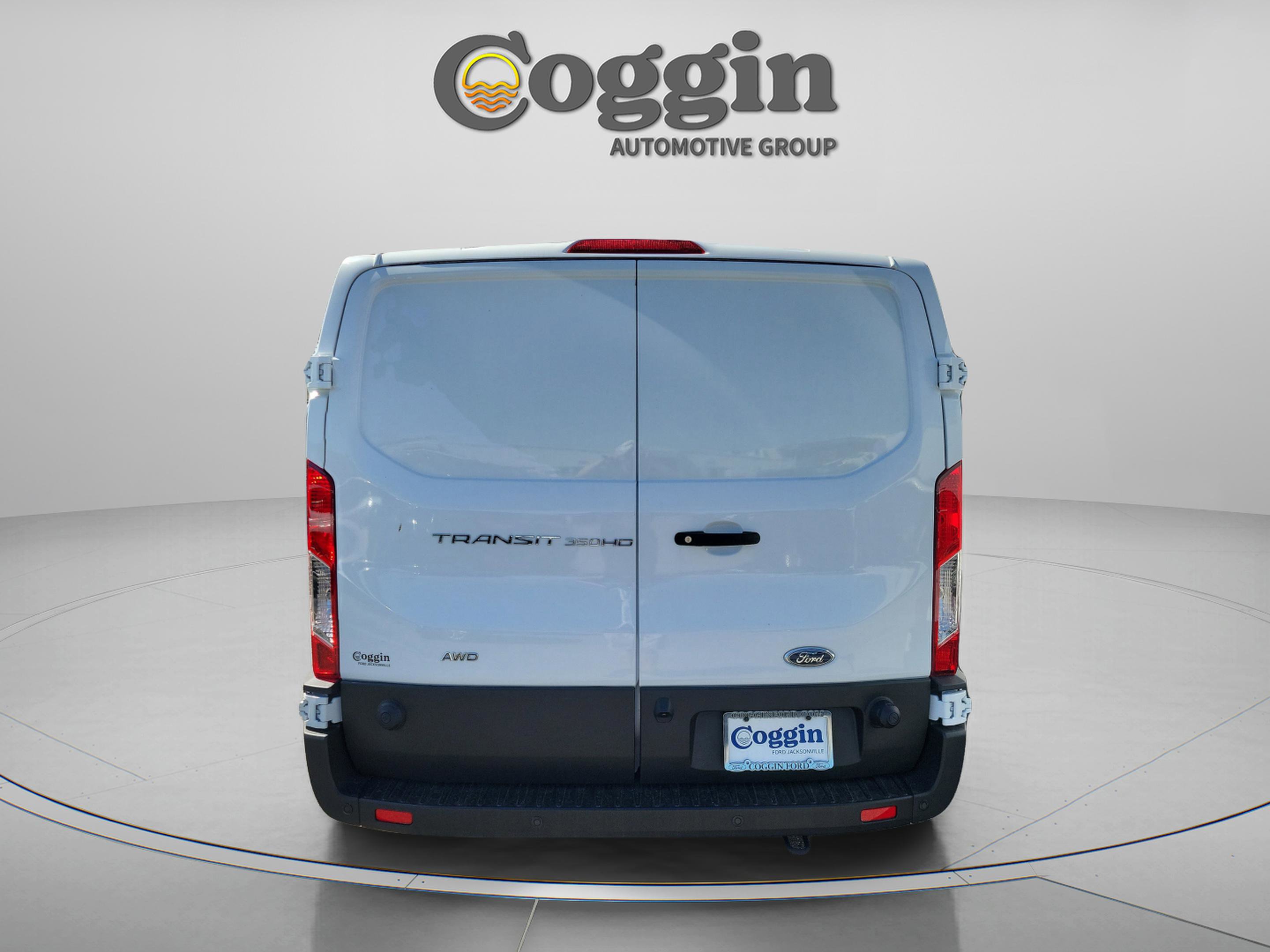 Used 2025 Ford Transit 350 148 Low Roof AWD w/ Load Area Protection Package image 4