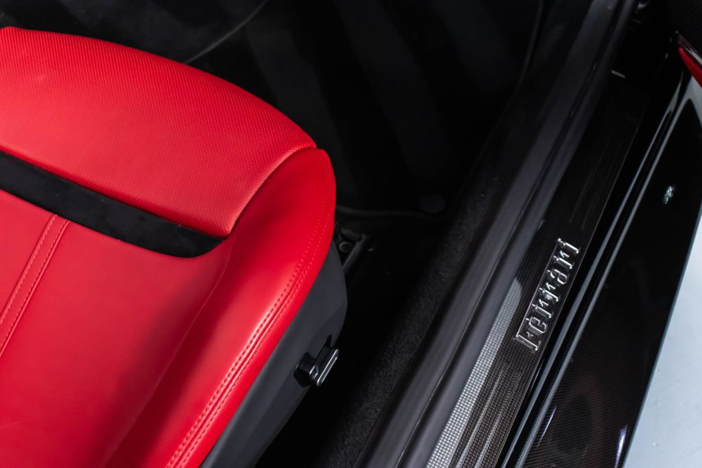 Certified 2024 Ferrari Roma Spider RWD image 50