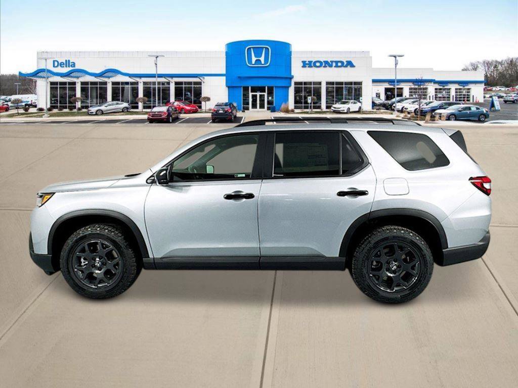 New 2026 Honda Pilot TrailSport image 6