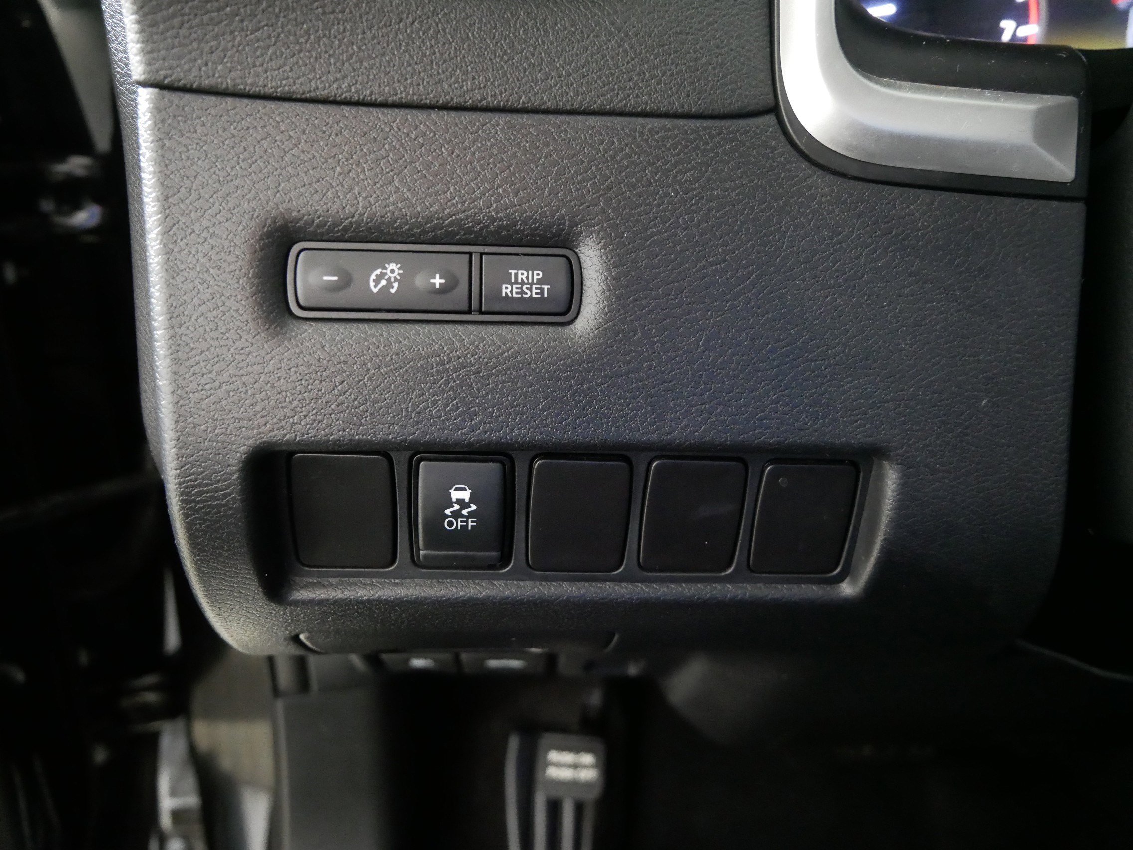 Used 2017 Nissan Murano SV image 26