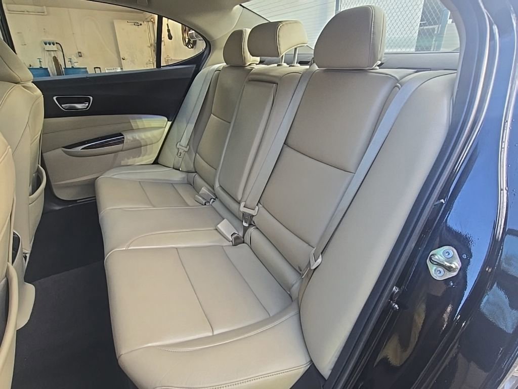 Used 2020 Acura TLX image 28