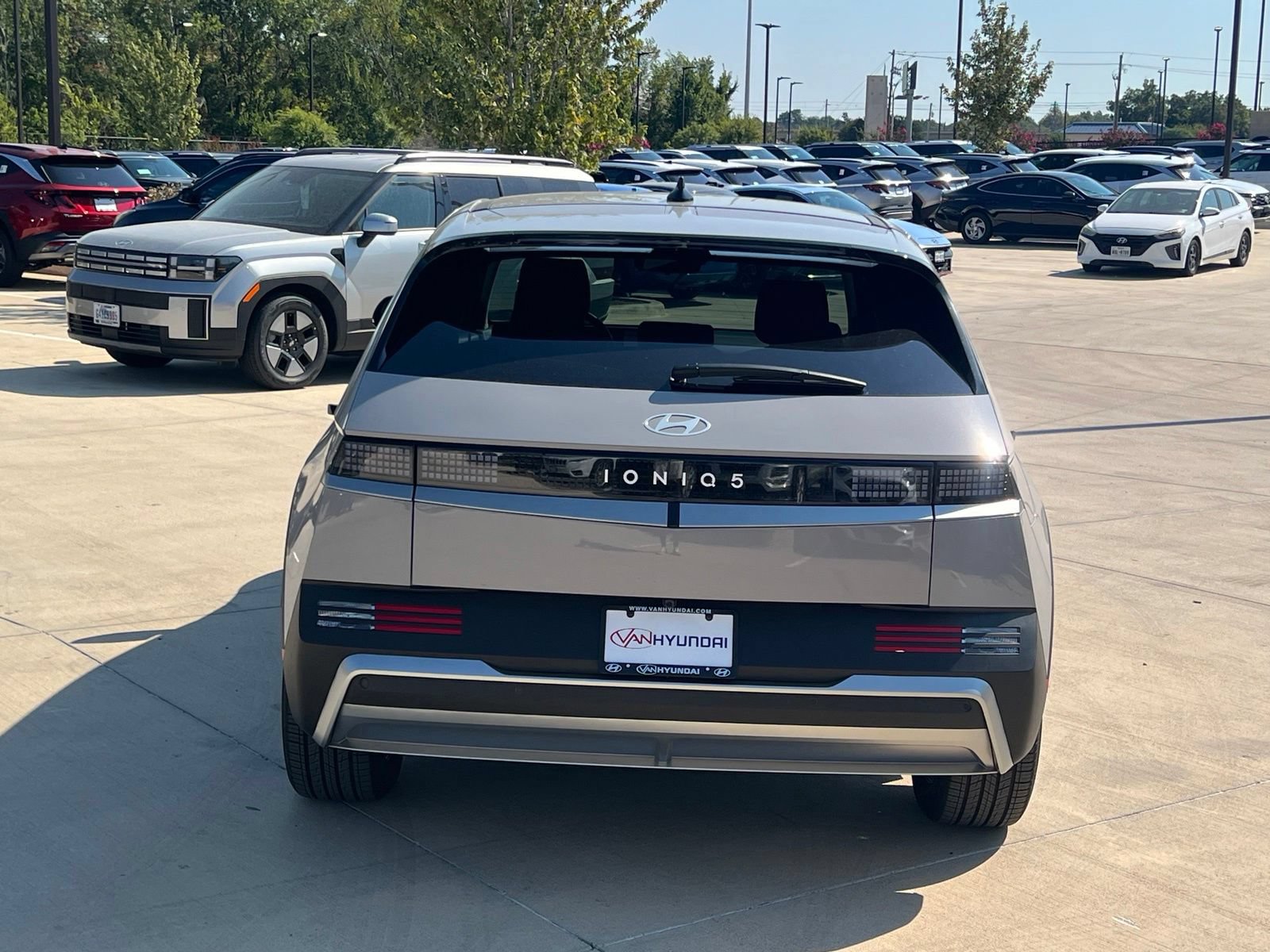 New 2027 Hyundai Ioniq 5 SE RWD image 10