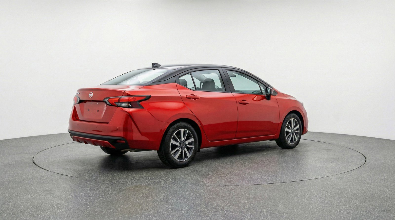 Used 2025 Nissan Versa SV FWD image 9