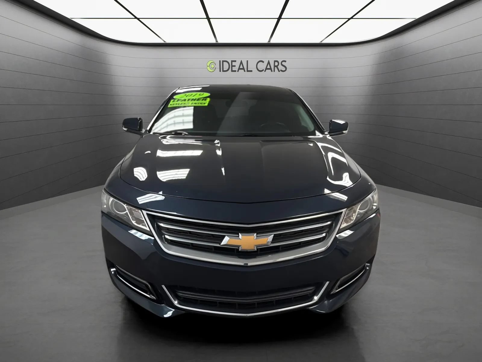 Used 2019 Chevrolet Impala LT FWD image 2