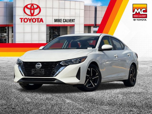 Used 2024 Nissan Sentra SV FWD image 2