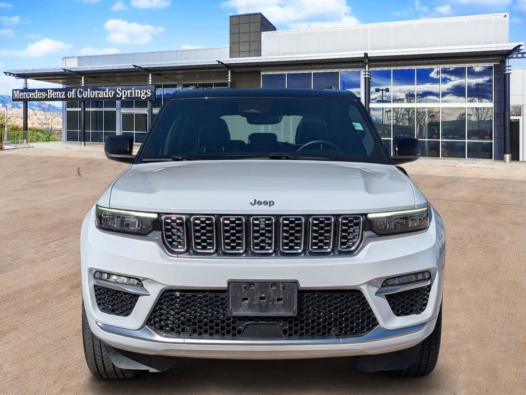 Used 2023 Jeep Grand Cherokee Summit w/ Luxury Tech Group V image 2