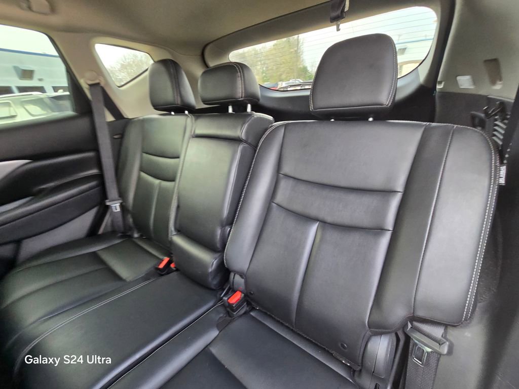 Used 2023 Nissan Murano SV image 16