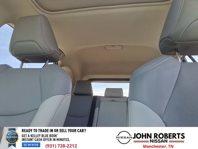 Used 2022 Toyota RAV4 XLE Premium image 24