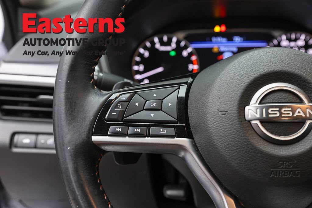 Used 2023 Nissan Altima 2.5 SR FWD image 15