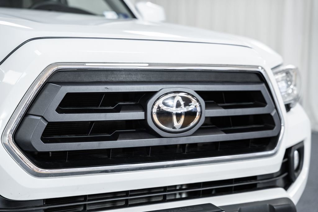 Used 2020 Toyota Tacoma SR5 image 11