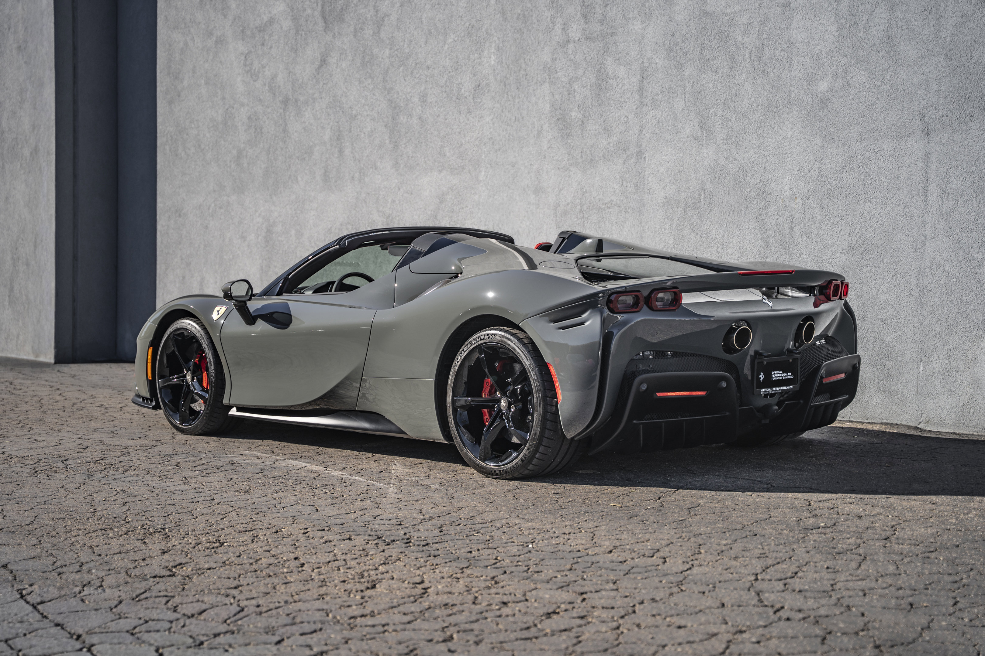 Certified 2025 Ferrari SF90 Spider AWD/4WD image 9
