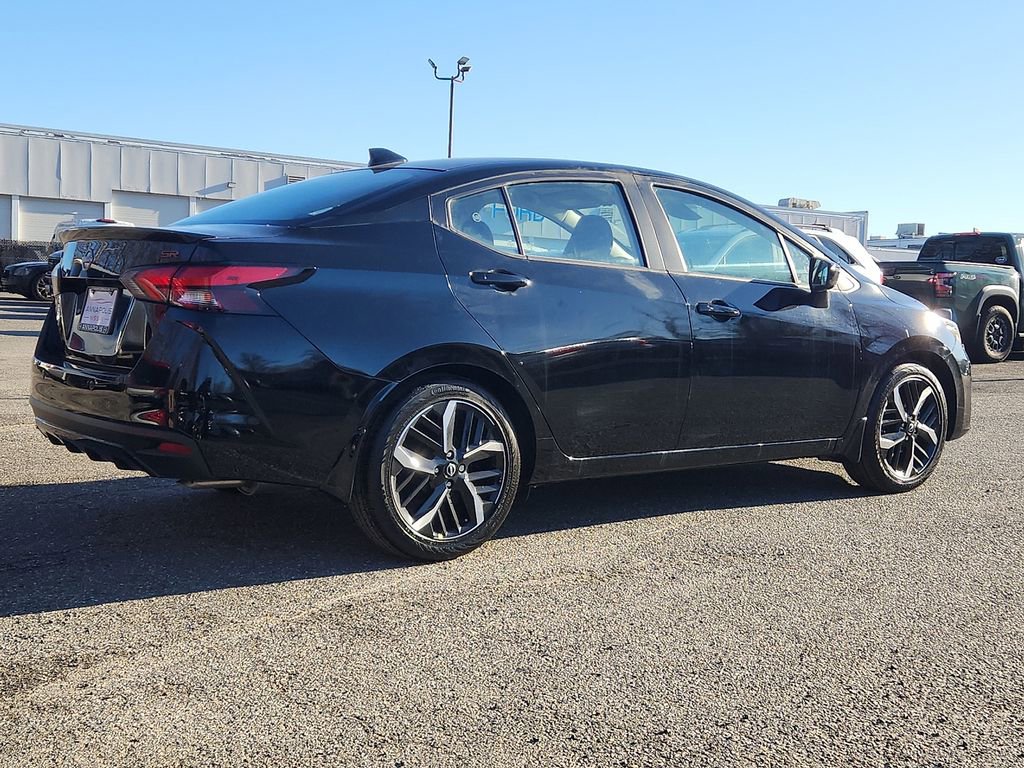 New 2025 Nissan Versa SR image 4