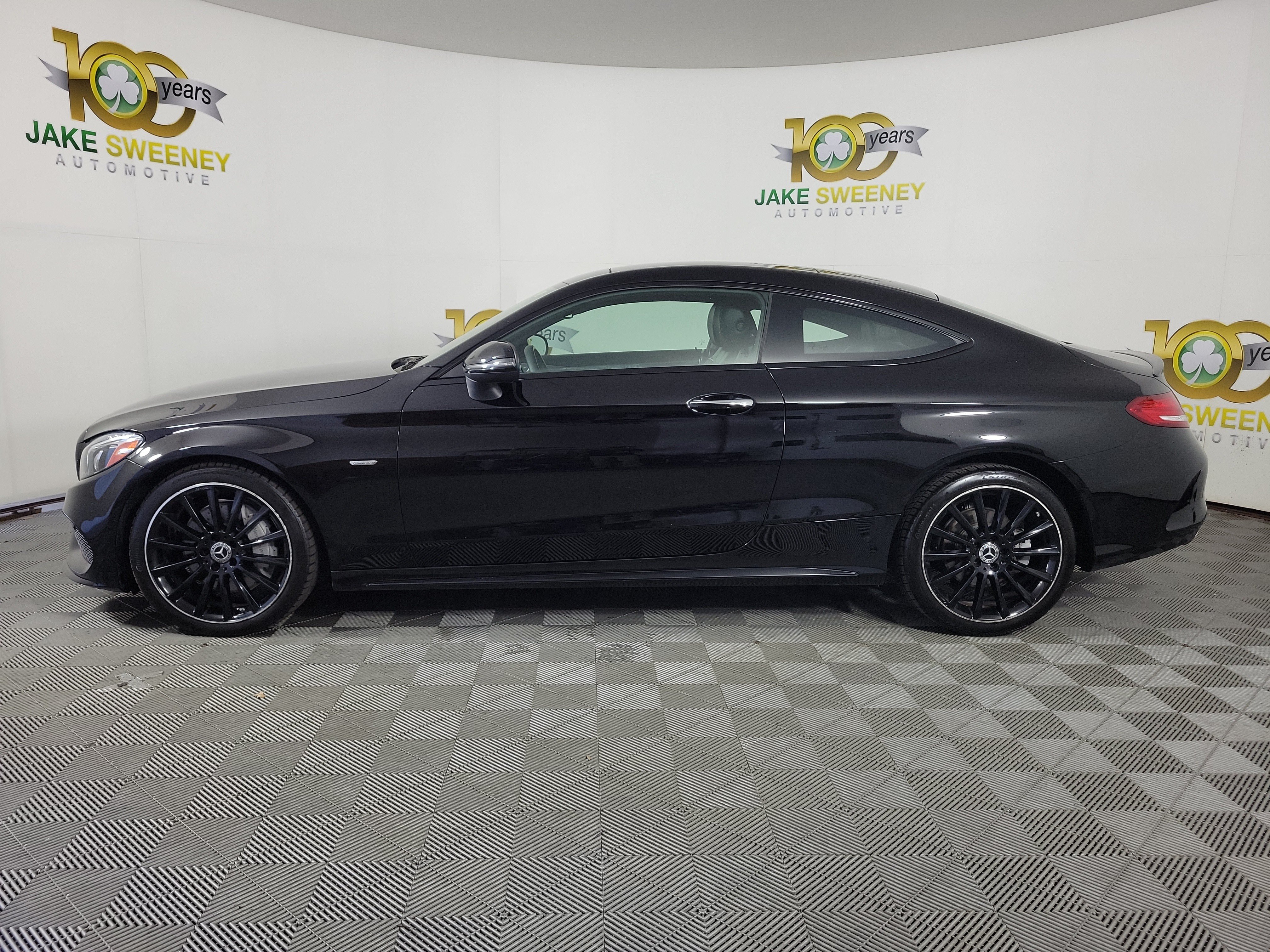 Used 2018 Mercedes-Benz C 300 4MATIC Coupe image 4