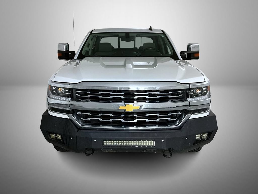 Used 2018 Chevrolet Silverado 1500 LTZ w/ Sport Package AWD/4WD image 2