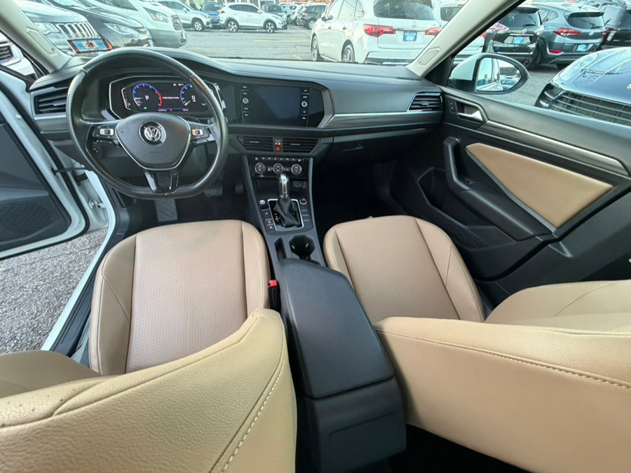 Used 2019 Volkswagen Jetta SEL image 10
