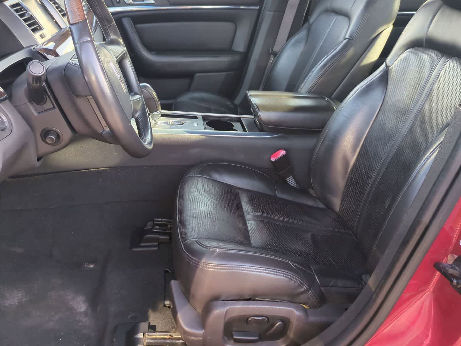 Used 2009 Lincoln MKS AWD image 15