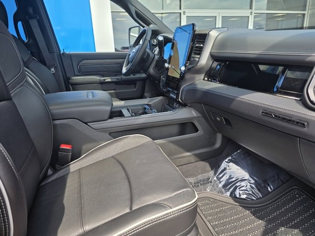 New 2026 RAM 3500 Limited image 33