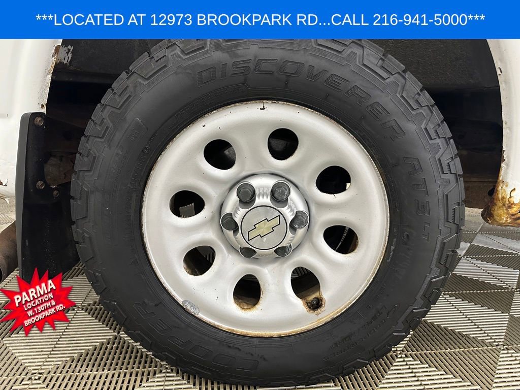 Used 2013 Chevrolet Express 1500 image 23