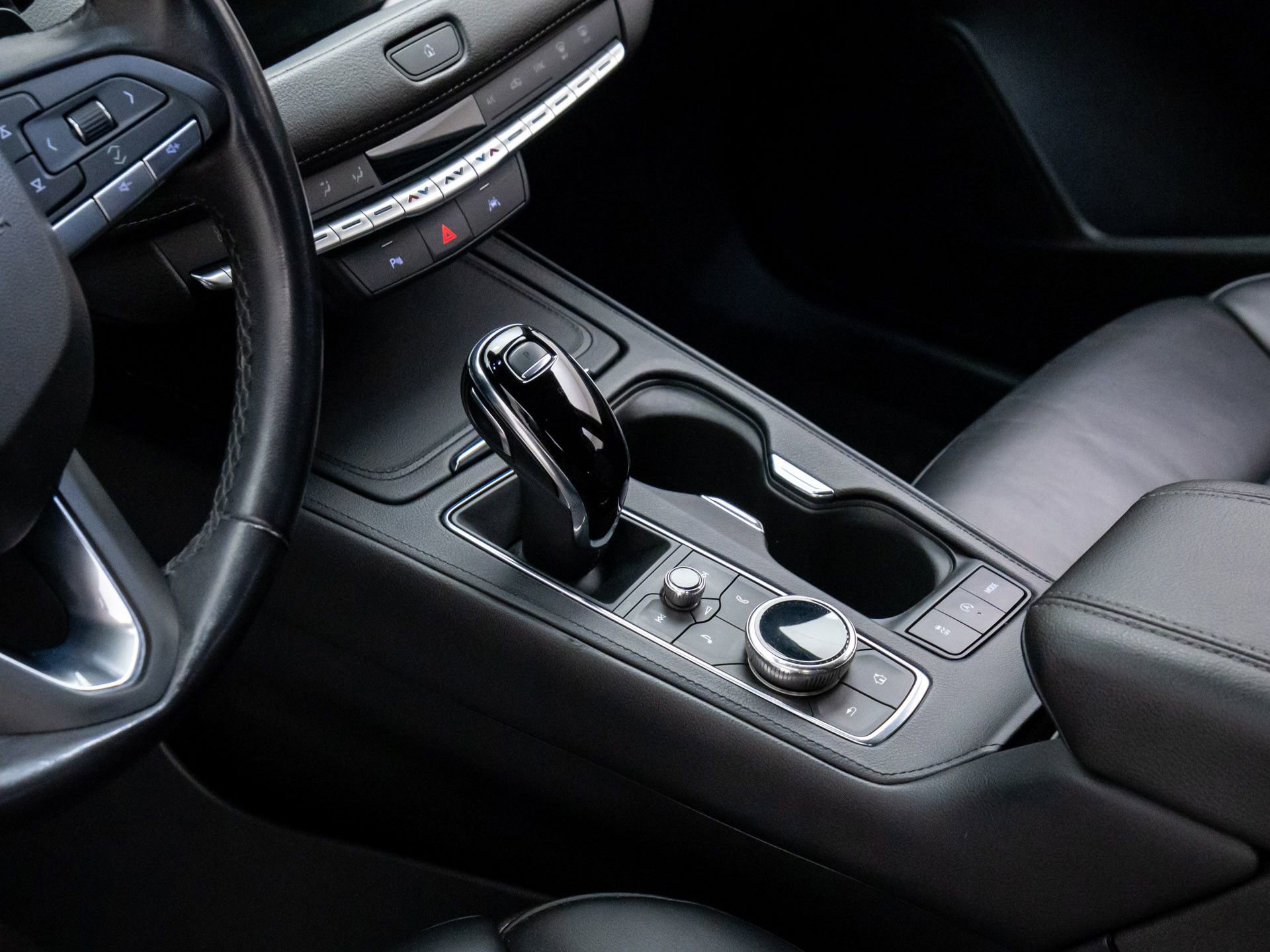 Certified 2023 Cadillac XT4 Premium Luxury image 13