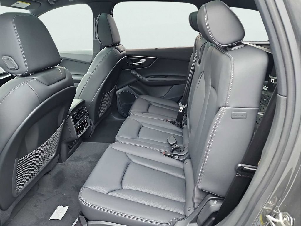 New 2026 Audi Q7 3.0T Premium Plus AWD/4WD image 20