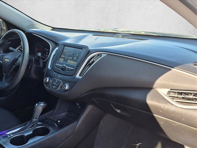Used 2018 Chevrolet Malibu LS FWD image 14