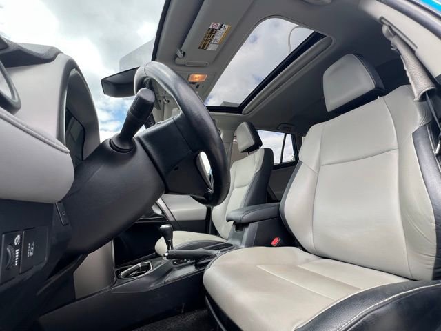 Used 2017 Toyota RAV4 Limited AWD/4WD image 16