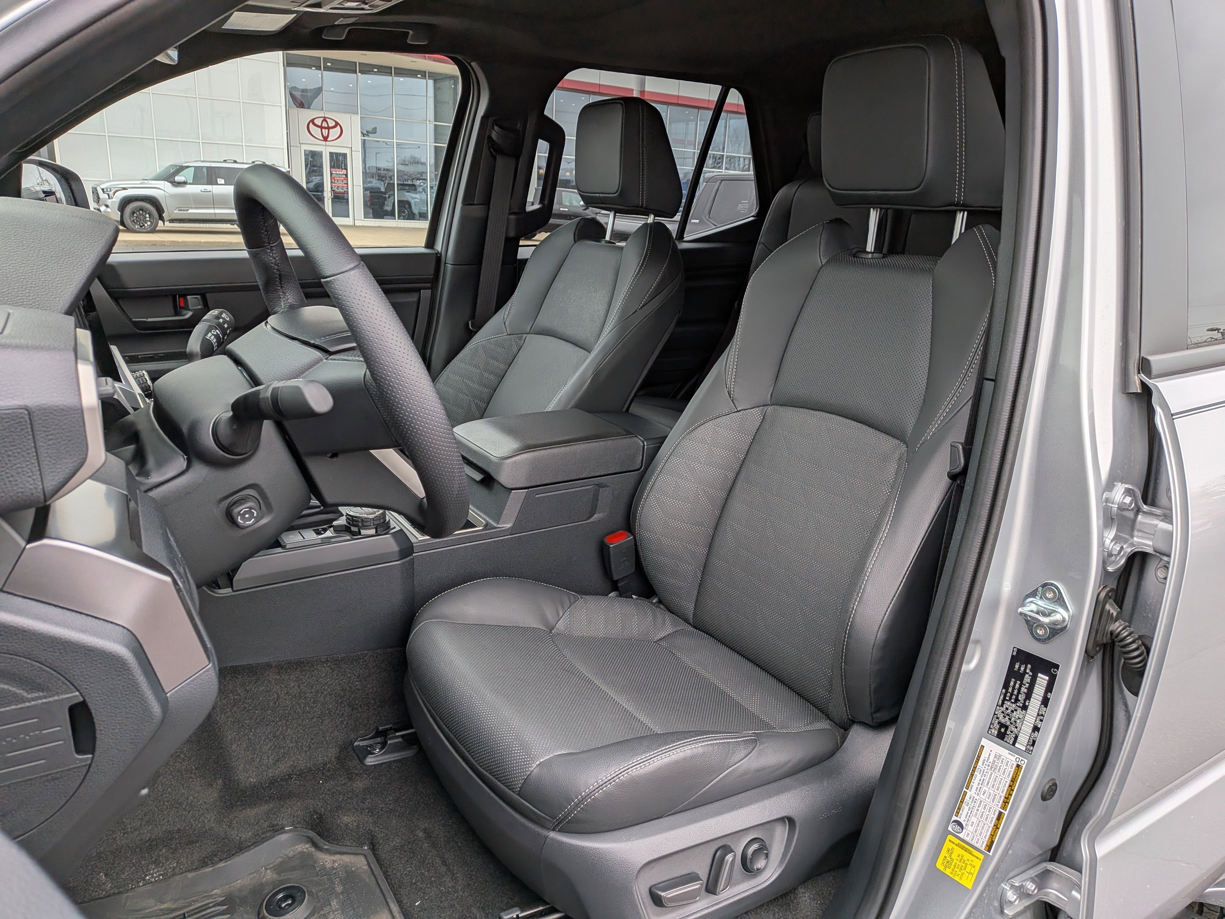 Certified 2025 Toyota 4Runner TRD Off-Road Premium image 12