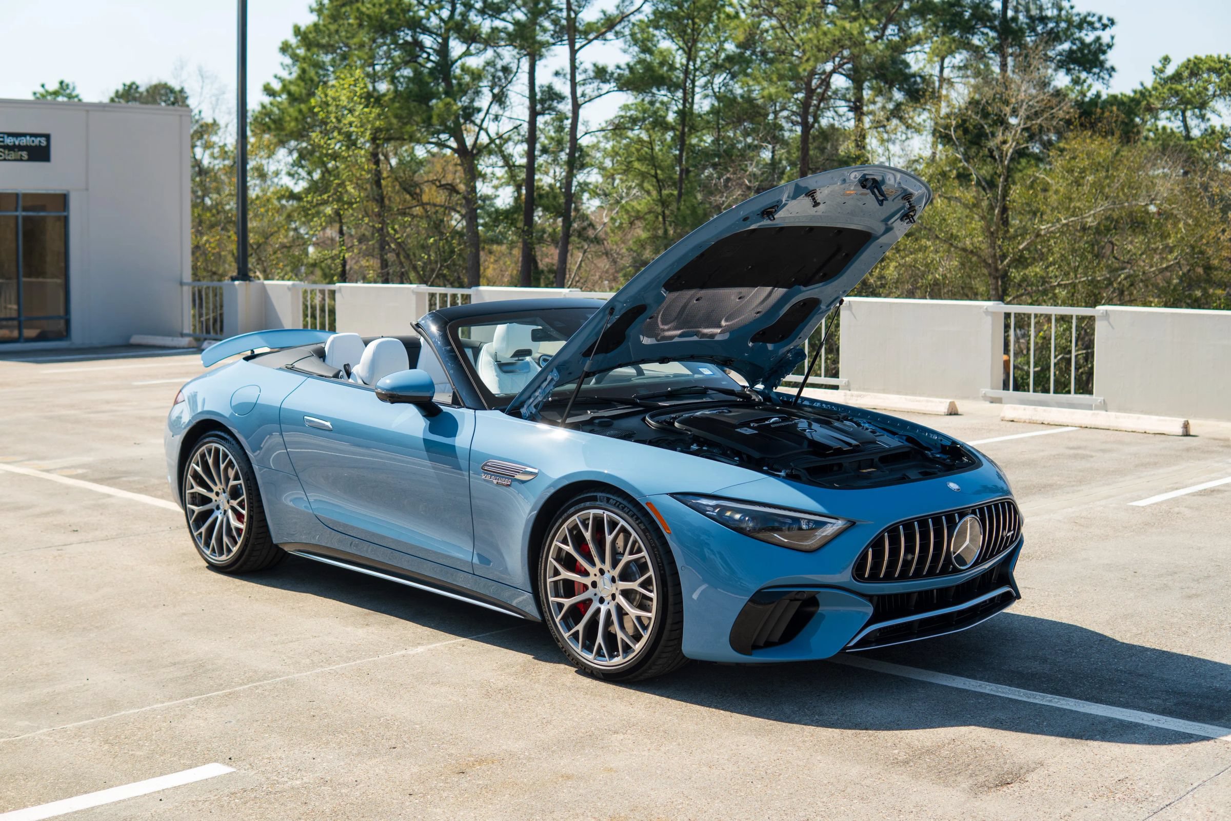Used 2025 Mercedes-Benz SL 55 AMG 4MATIC image 39