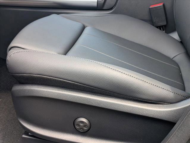 New 2026 Mercedes-Benz GLA 250 GLA 250 image 4