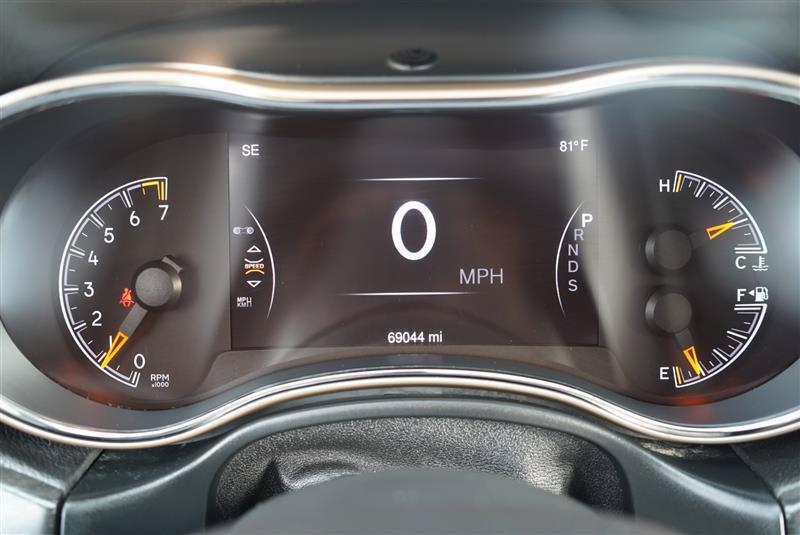 Used 2015 Jeep Grand Cherokee Limited w/ Luxury Group II AWD/4WD image 58