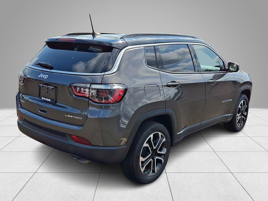 Used 2022 Jeep Compass Limited w/ Sun and Sound Group AWD/4WD image 5
