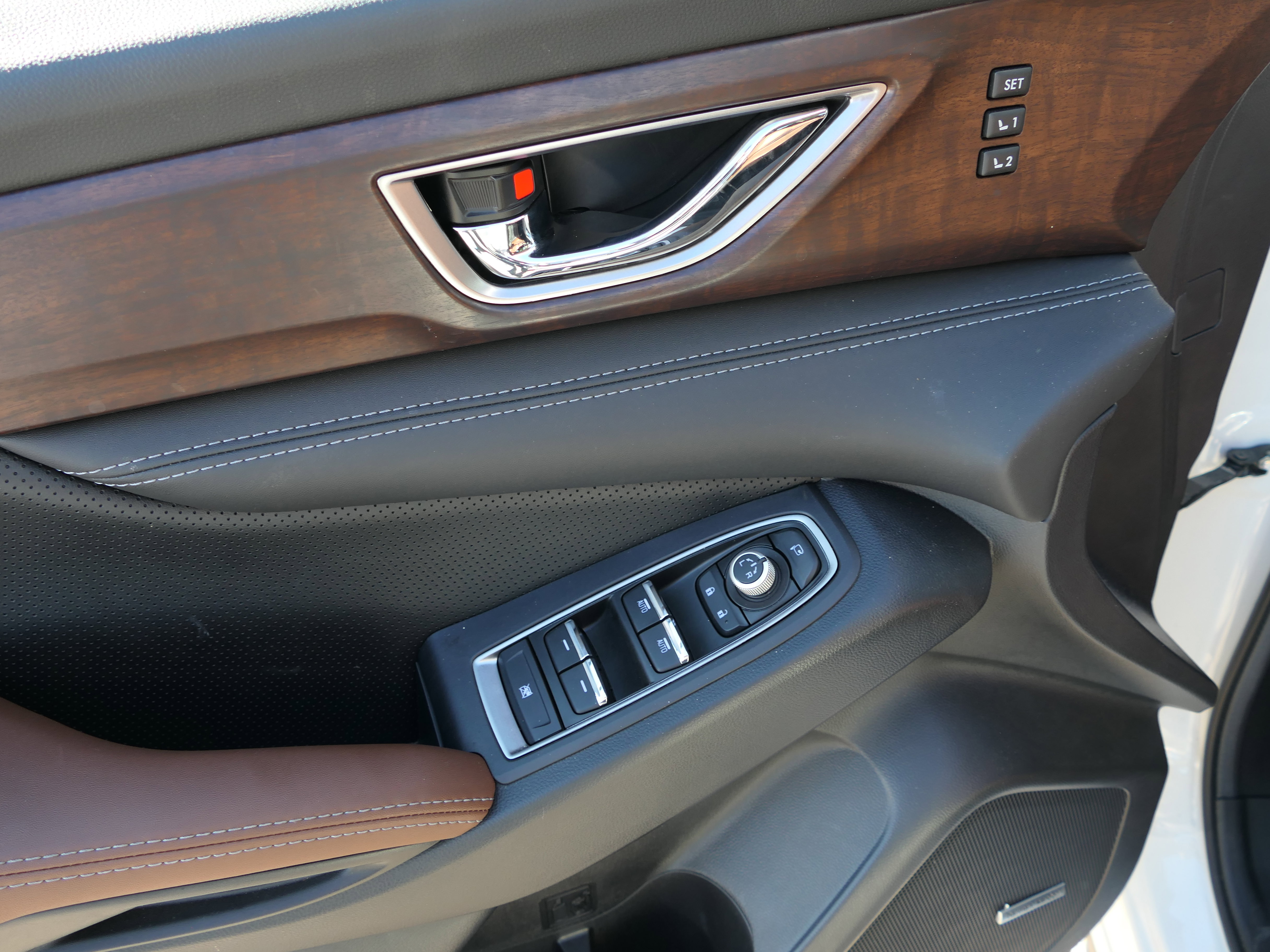 Certified 2025 Subaru Ascent Touring image 12