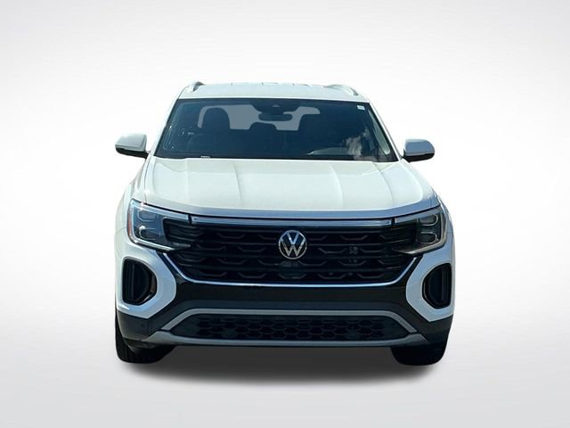 Used 2024 Volkswagen Atlas Cross Sport SE image 9