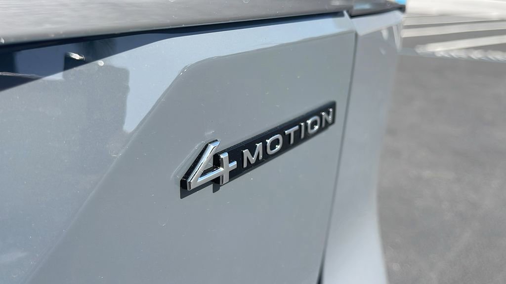 New 2025 Volkswagen Atlas SEL Premium R-Line image 31