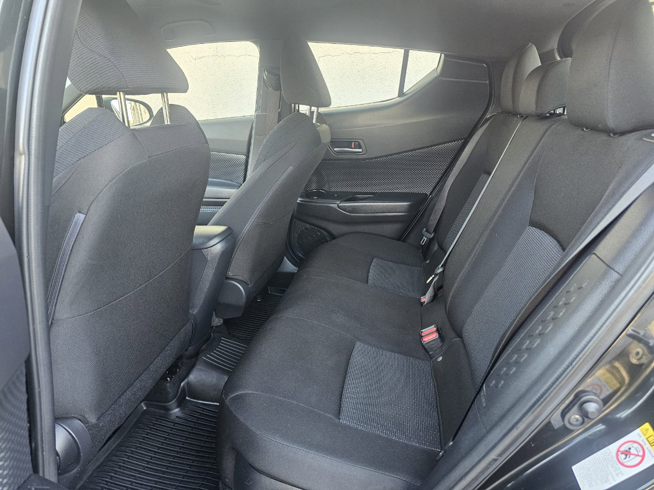 Used 2019 Toyota C-HR Limited image 24