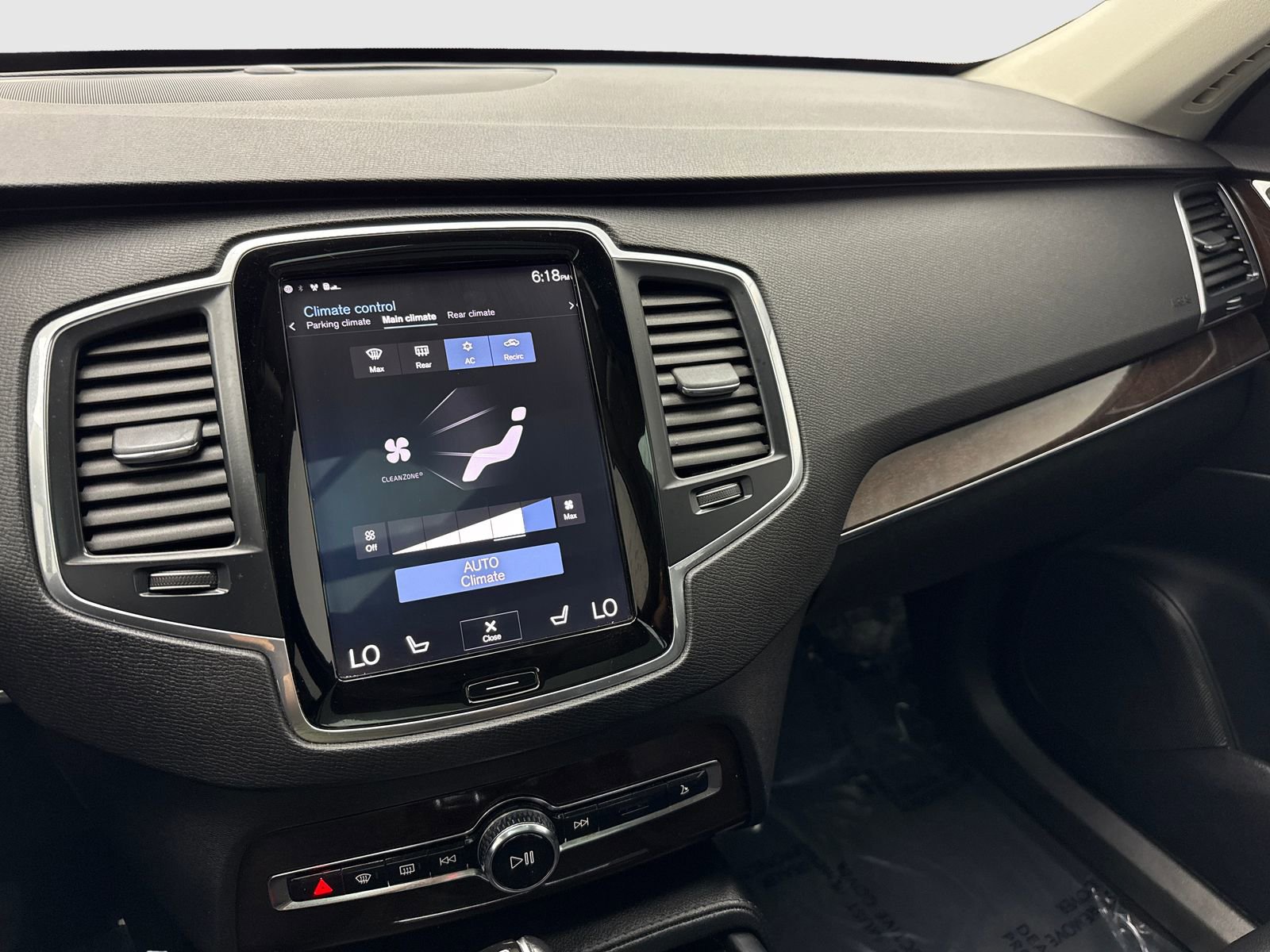 Used 2019 Volvo XC90 T5 Momentum w/ Protection Package Premier FWD image 24