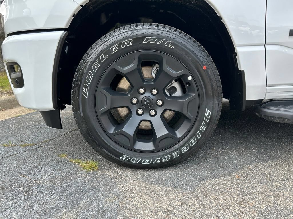 Used 2026 RAM 1500 Express AWD/4WD image 10