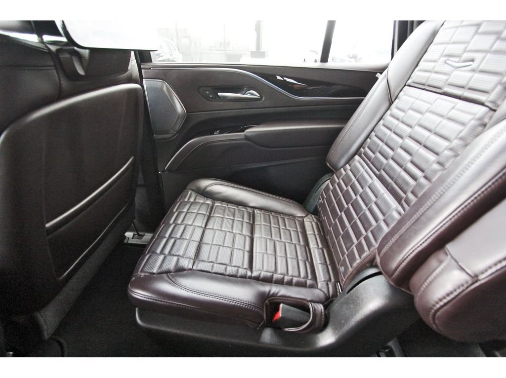 Used 2023 Cadillac Escalade Sport Platinum AWD/4WD image 12