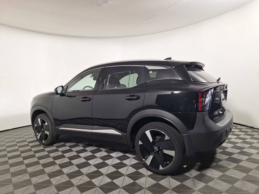Used 2026 Nissan Kicks SR FWD image 7