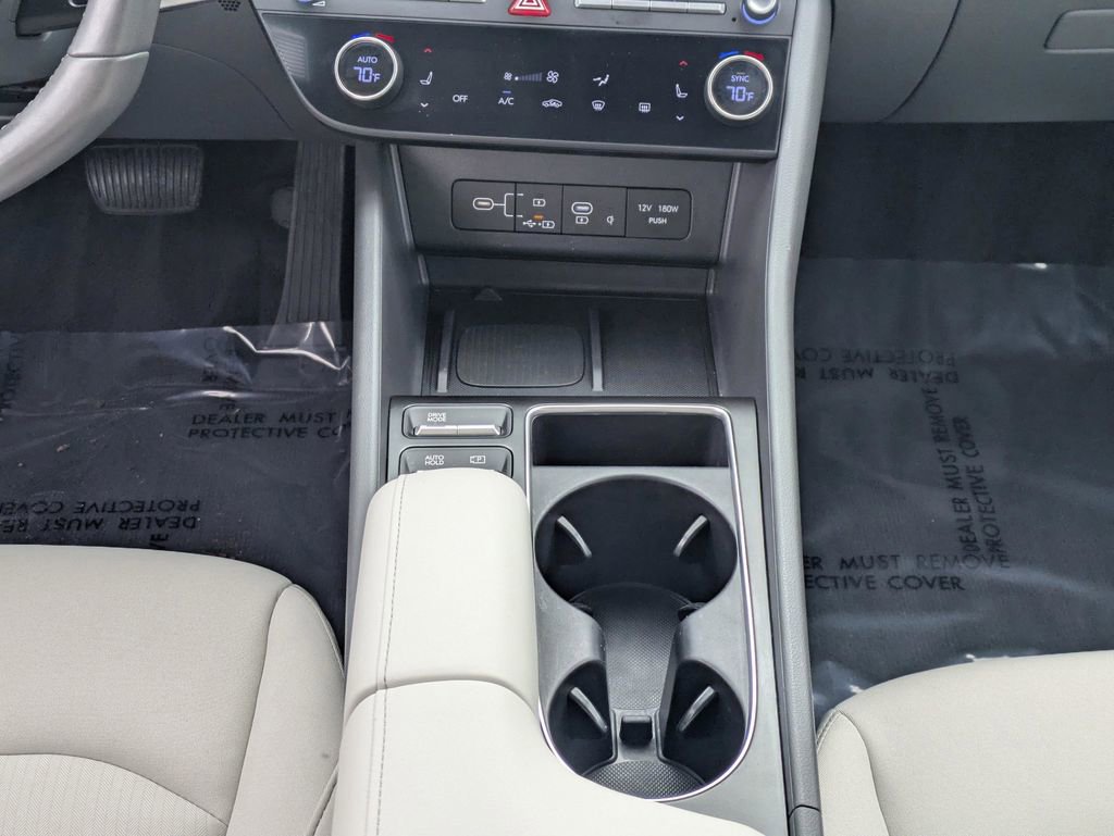Certified 2024 Hyundai Sonata SEL w/ Convenience Package FWD image 15