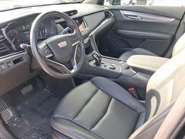 Used 2023 Cadillac XT6 Luxury FWD image 11