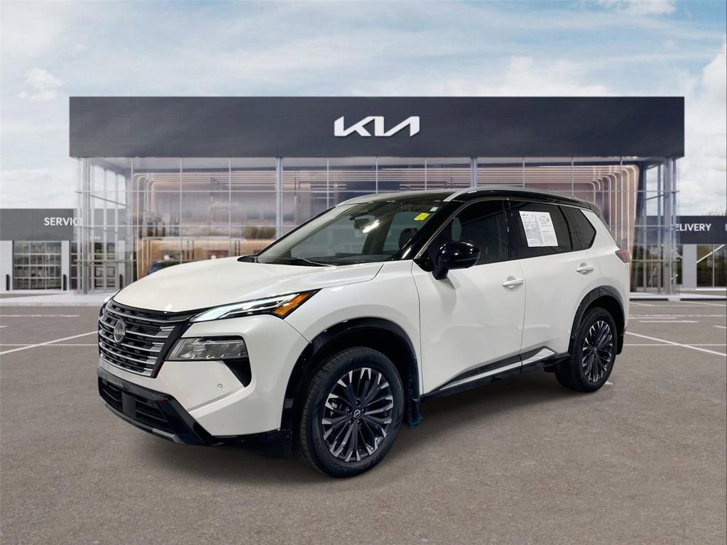 Used 2024 Nissan Rogue Platinum AWD/4WD image 4