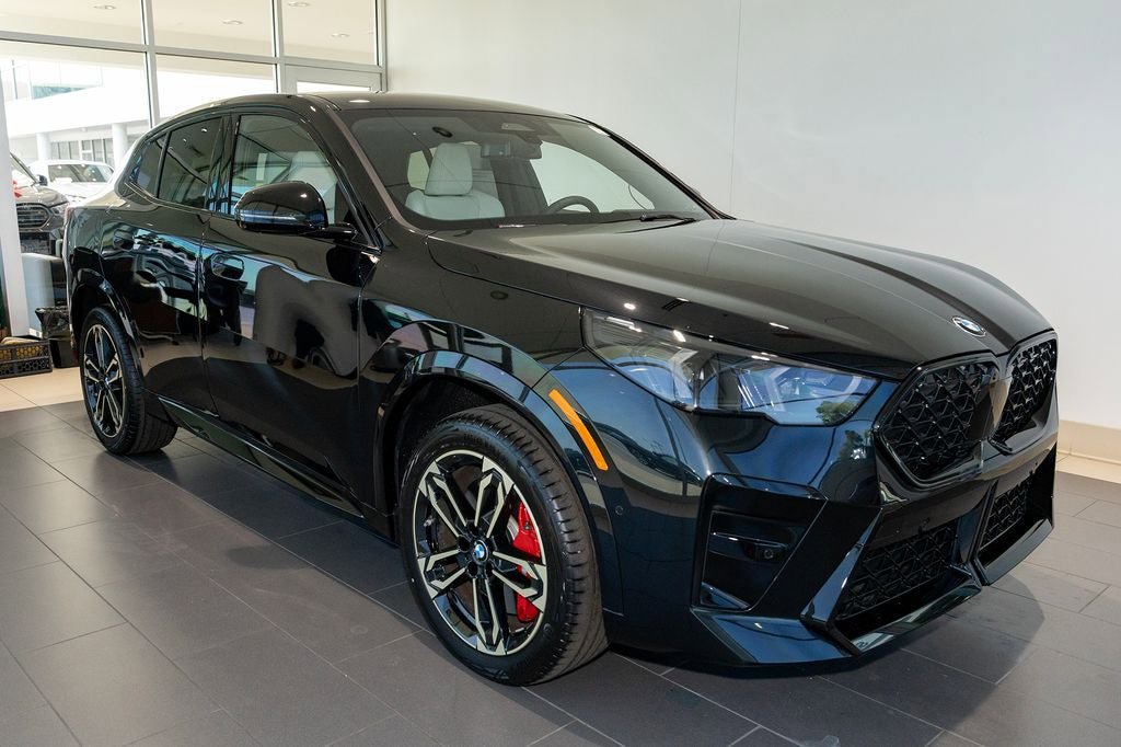 New 2026 BMW X2 xDrive28i w/ Technology Package