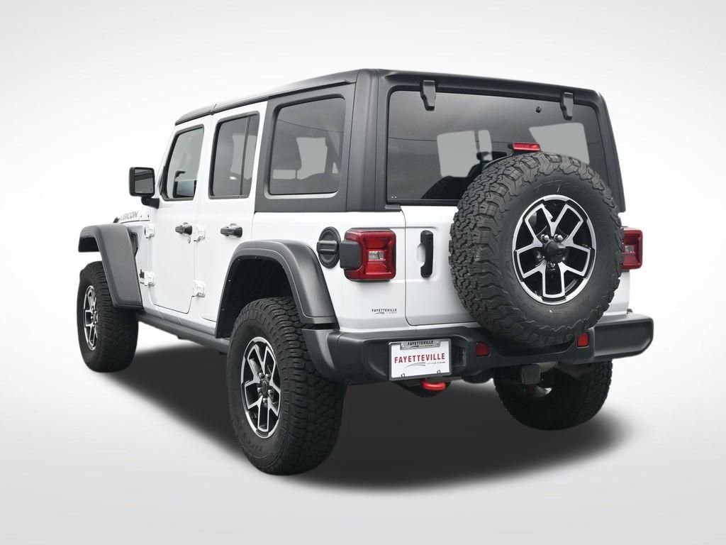Used 2024 Jeep Wrangler Unlimited Rubicon AWD/4WD image 3