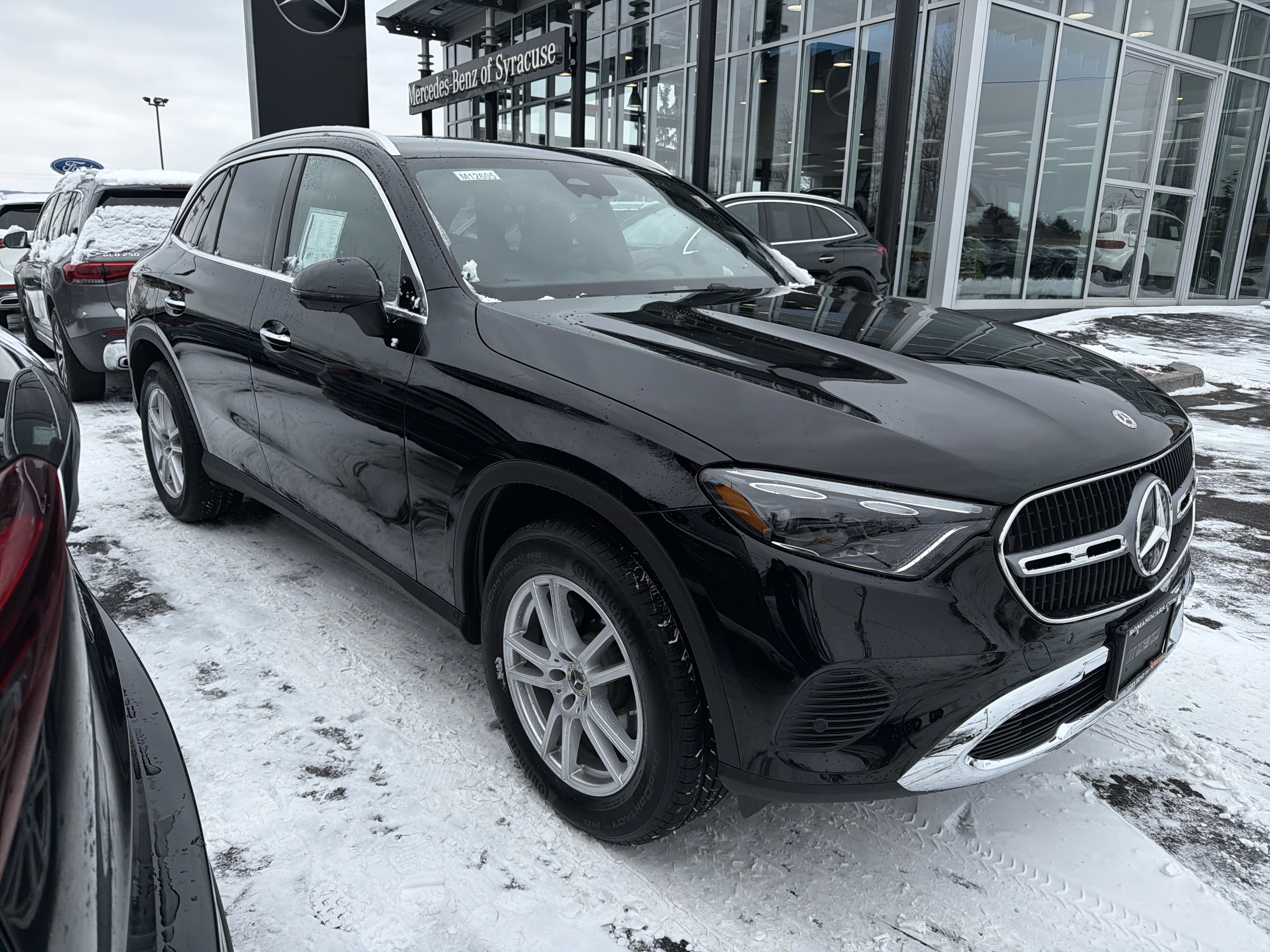 Used 2026 Mercedes-Benz GLC 300 4MATIC image 2