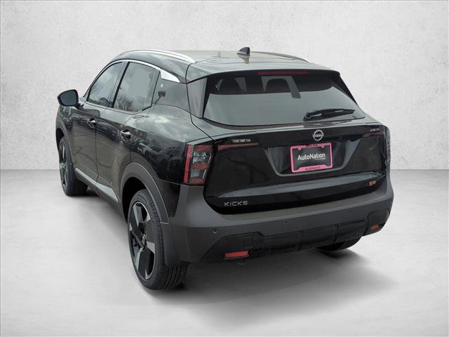 New 2026 Nissan Kicks SR image 7